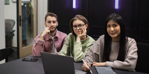 Exploring Remote Software Development Models: Team Extension vs. Project-Based Teams